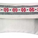 Geantă plic cu broderie (albă)